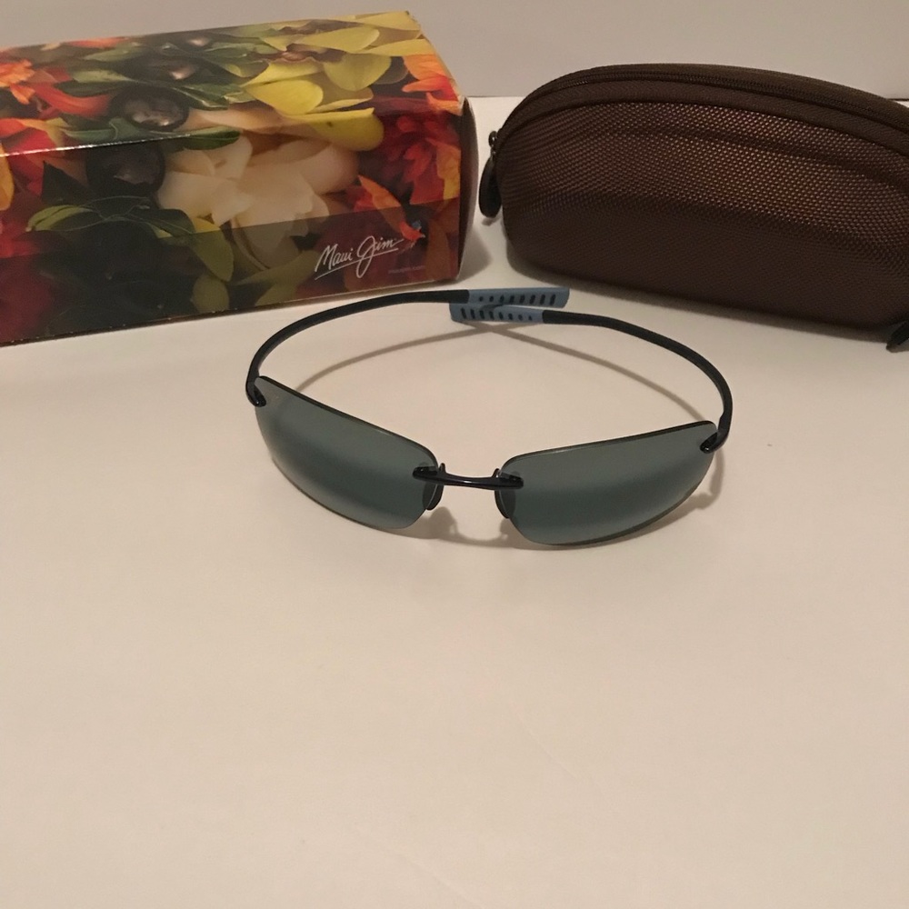 Brand New! Men’s Maui Sunglasses
